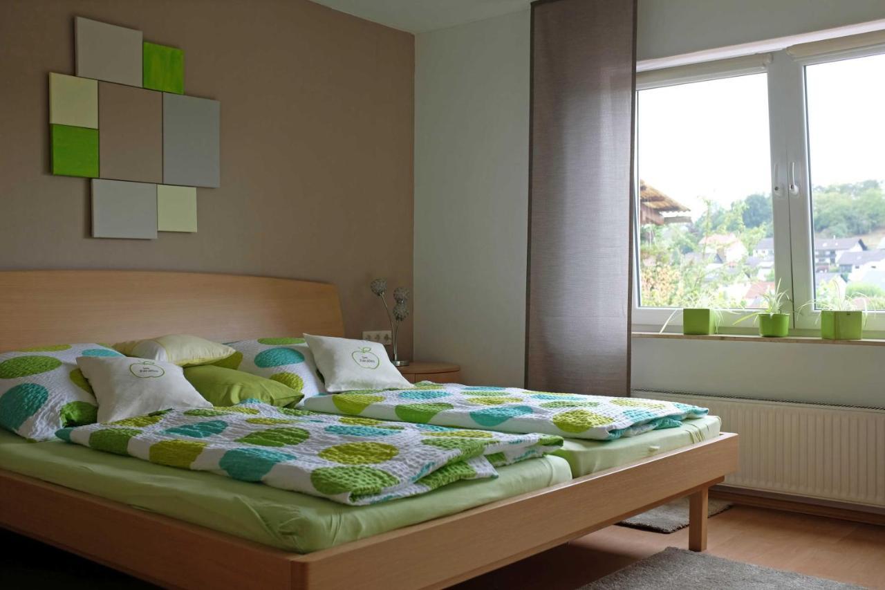 Ferienwohnung Im Paradies Momlingen Exteriér fotografie